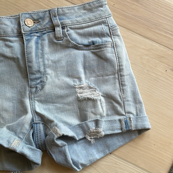 Pacsun super stretch shortie jean shorts. - Picture 4 of 10